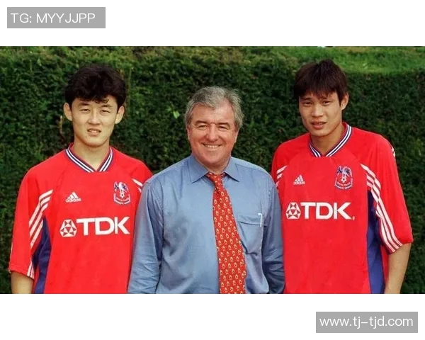 古代足球明星盘点及其经典形象回顾让我们一起走进历史的绿茵场