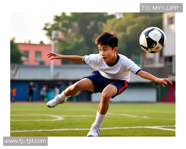 足球明星在绿茵场上的华丽耍帅瞬间与技巧展现的精彩描写