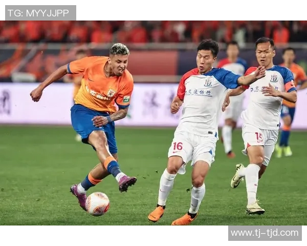 上海绿地申花迎战鹿队全力争胜展现球队实力与激情