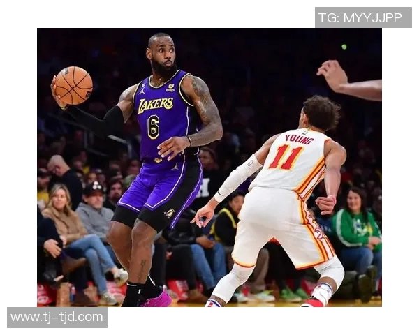 年轻的篮球明星Young的传奇之路与辉煌成就揭秘